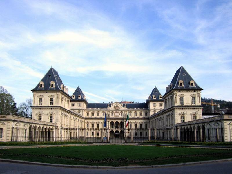 Valentino Apartment Turin Luaran gambar